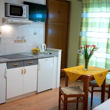 Apartments And Rooms Robi Podstrana Esterno foto